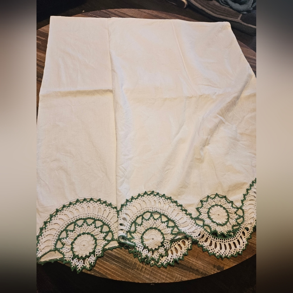 2 Vintage Crochet Accent Pillowcases White/green  #17